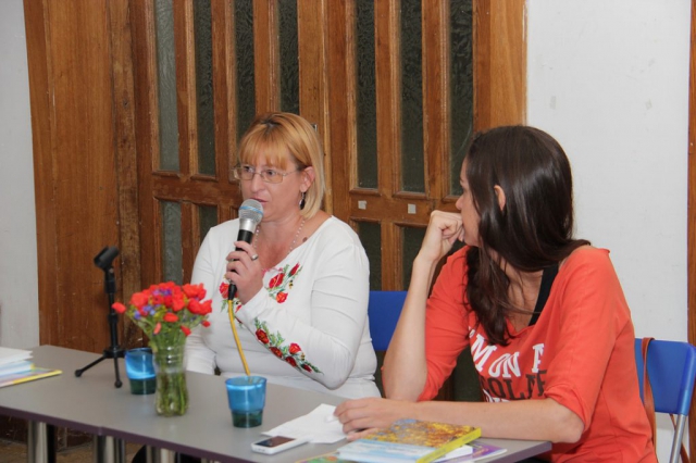 Літературна зустріч із Оленою Степовою (Луганська обл.).