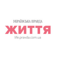 Українське життя